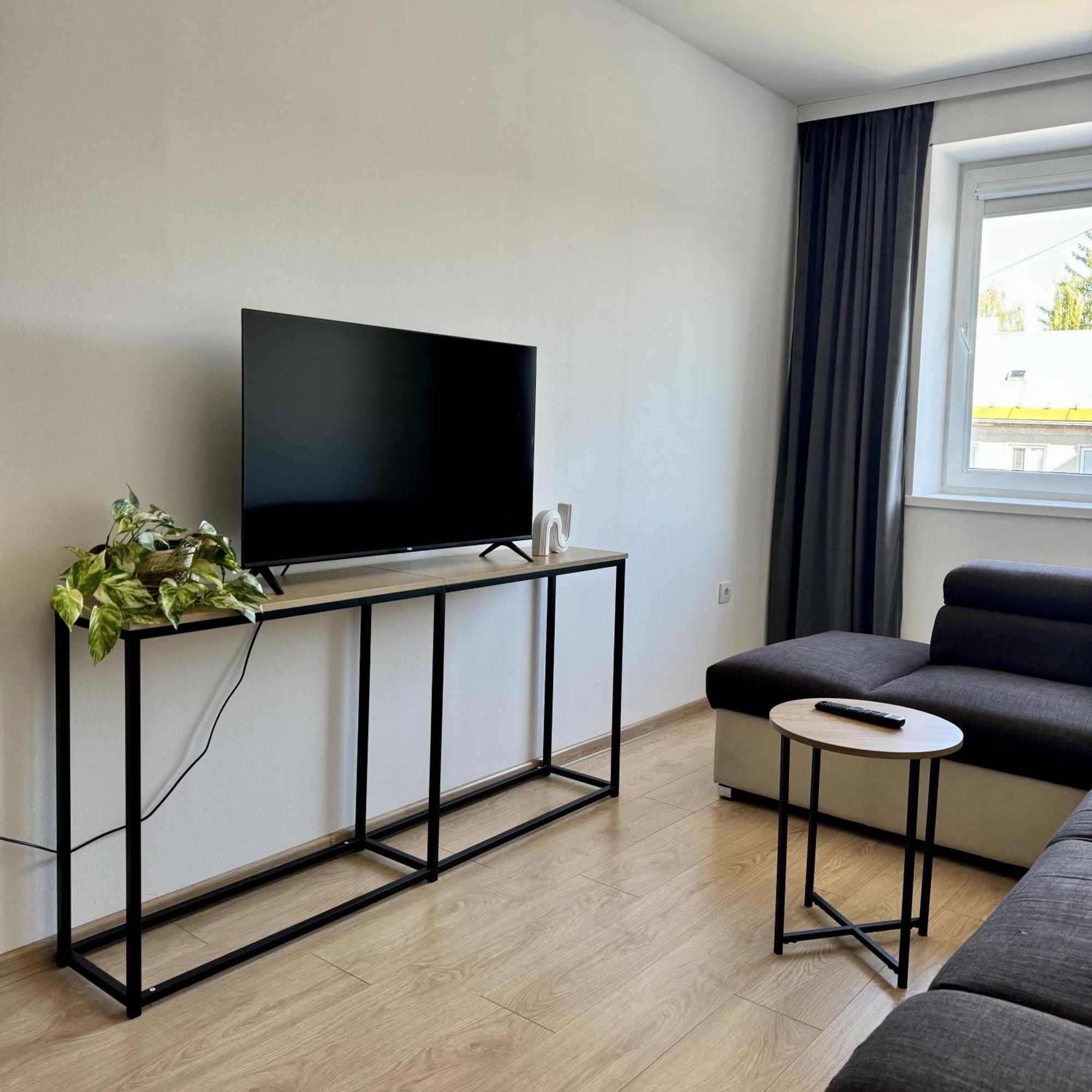 Central Apartments Мартин Экстерьер фото